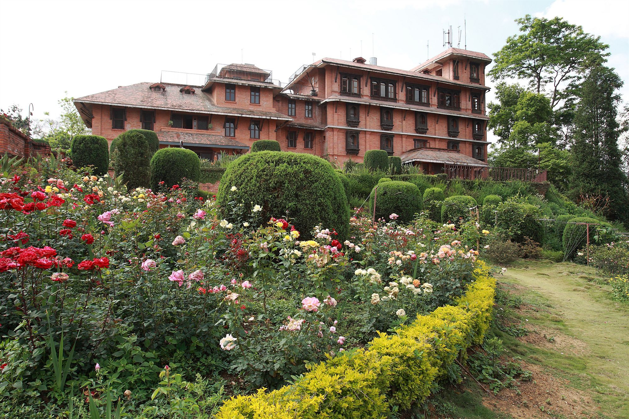 Godavari Village Resort Lalitpur Екстериор снимка